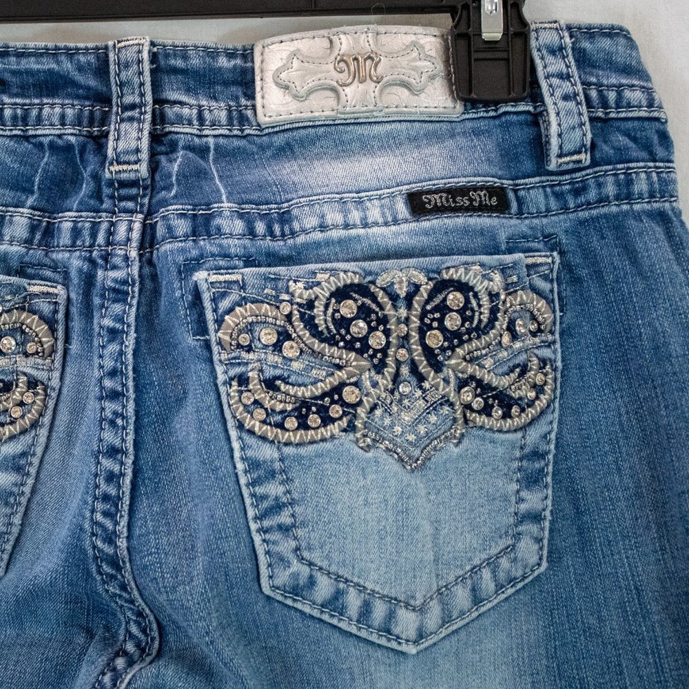 Miss Me,  Size 30, Light Blue Soft Denim, Slightly Worn